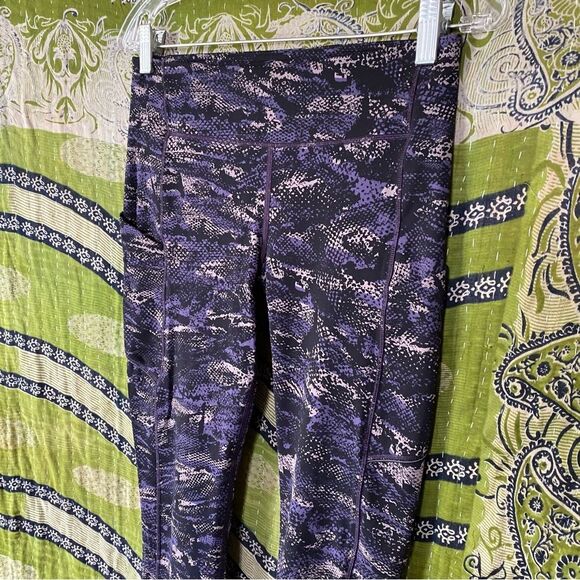 Lululemon Rip Wave Purple Thunder Black Speed Up Tight Full-On Luxtreme Size 8 - Picture 6 of 16